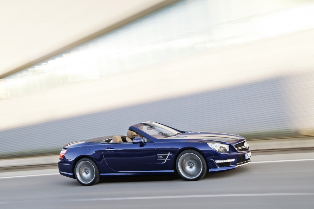 Mercedes-Benz SL 65 AMG - dwanaście cylindrów z biturbo