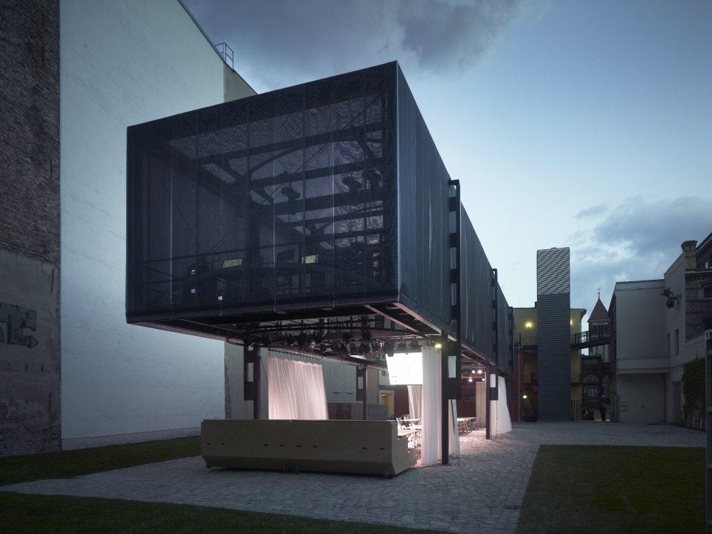 BMW Guggenheim Lab na zakończenie biegu ulicznego w Berlinie