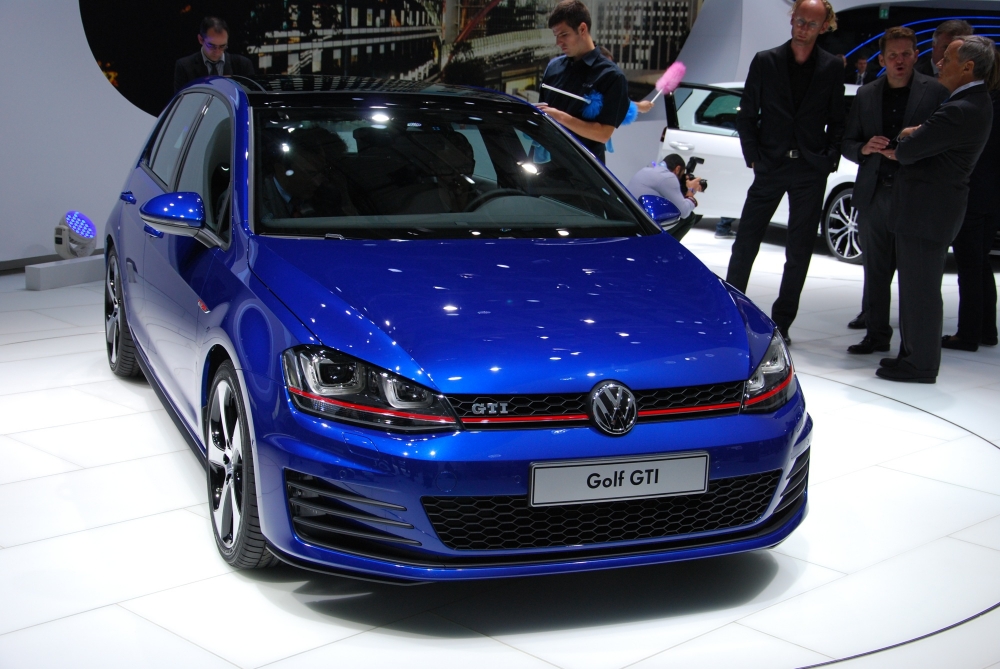 Studyjny Golf GTI w Paryżu