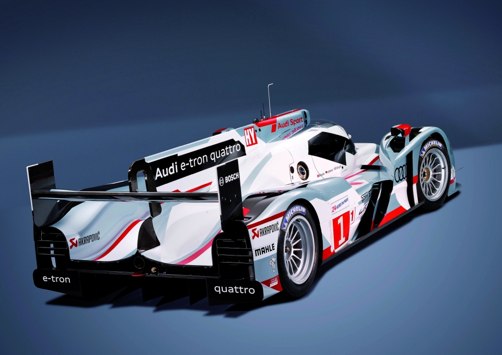 Testy nowego Audi R18 e-tron quattro na torze Sebring