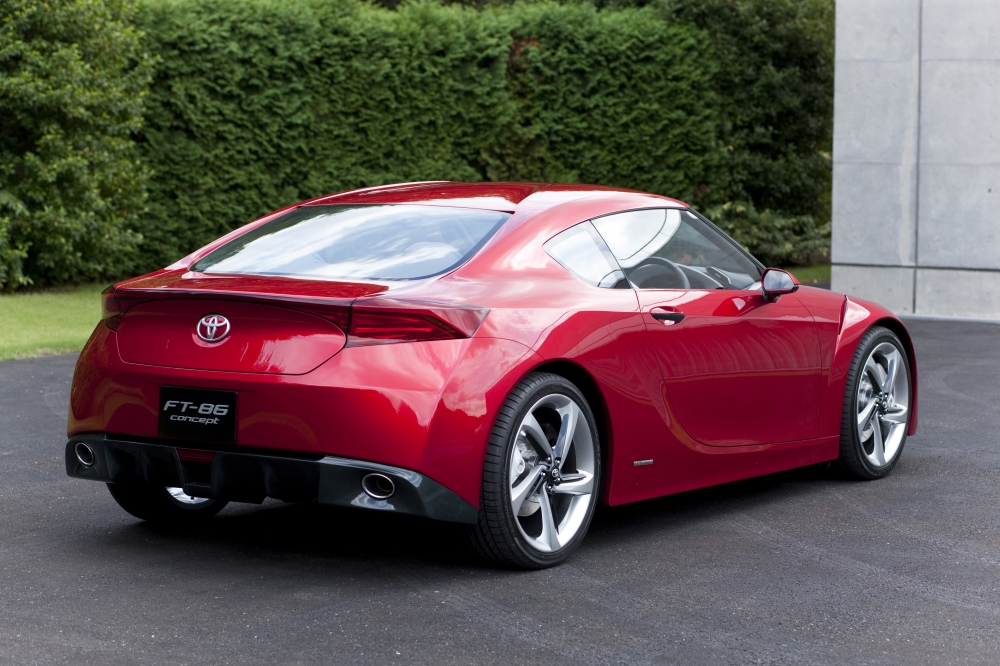 Prototyp FT-86 w wykonaniu Subaru na zdjęciach  