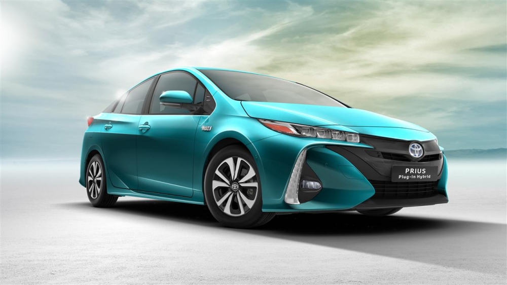Toyota Prius Plug-in Hybrid otrzymała tytuł World Green Car of the Year 2017 