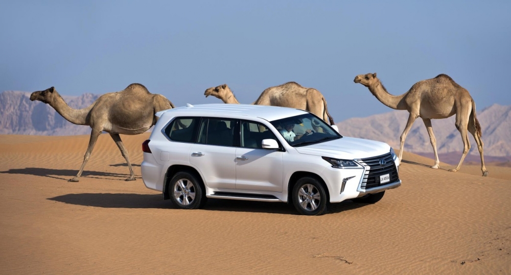 Flagowy SUV Lexusa zostanie zelektryfikowany