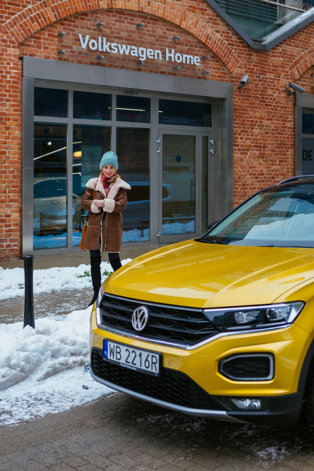 Pierwsza klienta odebrała auto z nowatorskiego Volkswagen Home