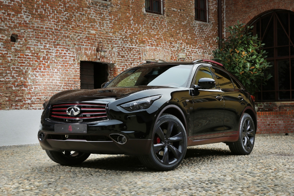 Infiniti i Poltrona Frau - jasna i ciemna strona mocy