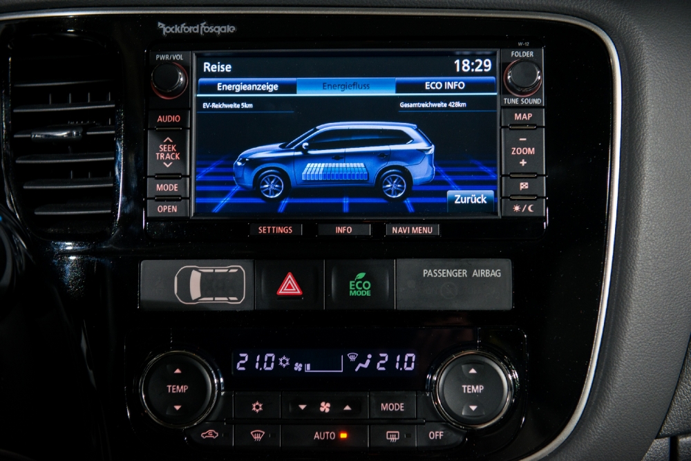 Outlander PHEV już w Polsce