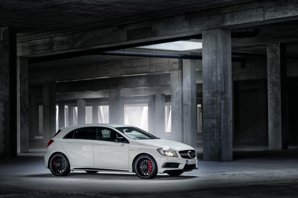 Mercedes-Benz A 45 AMG - mały mocarz