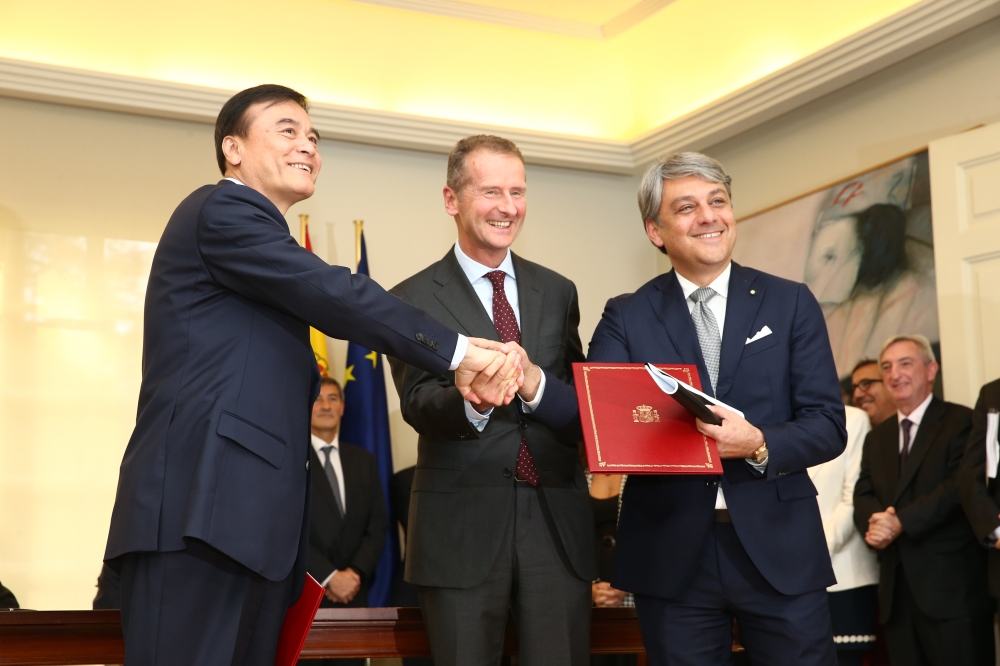 Volkswagen Group China, JAC i SEAT z porozumiem na rzecz rozwoju e-mobilności w Chinach